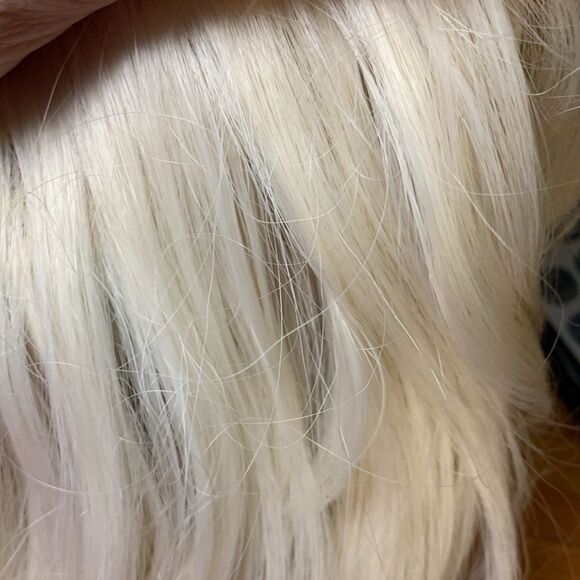 Blonde hair extension with invisible band 22 inch 5.3 ounce no clips - Picture 6 of 12